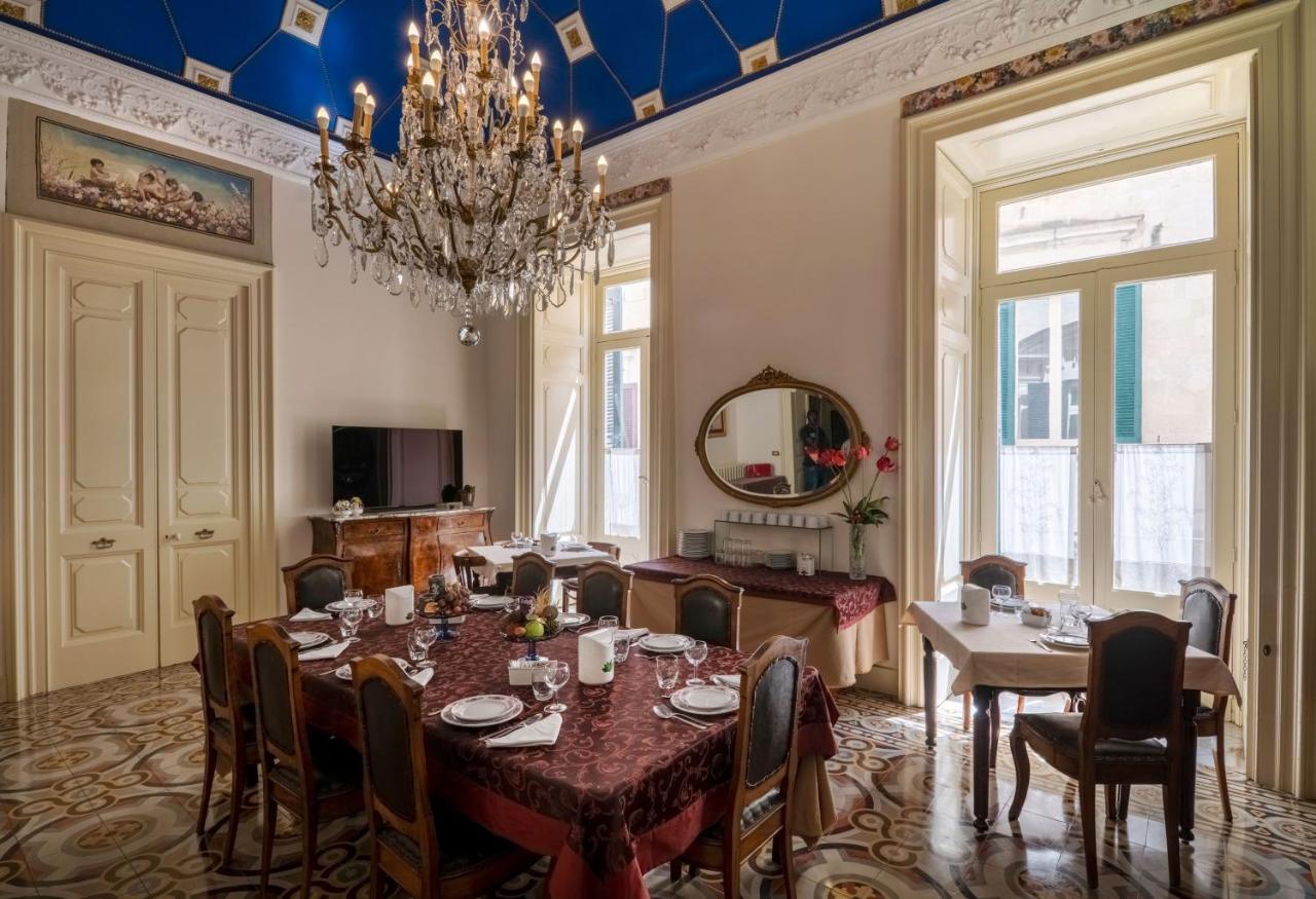 مبيت وإفطار ليتشي Palazzo Rollo المظهر الخارجي الصورة