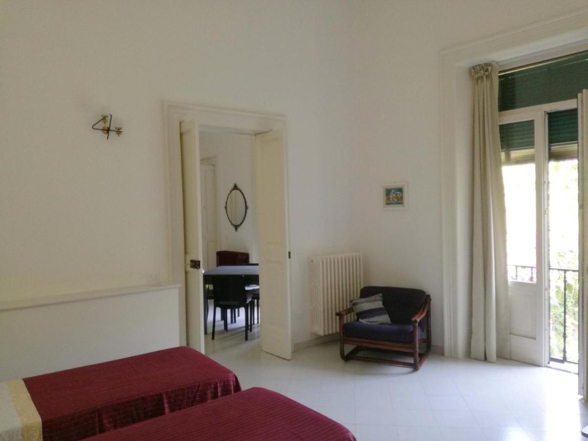 مبيت وإفطار ليتشي Palazzo Rollo المظهر الخارجي الصورة