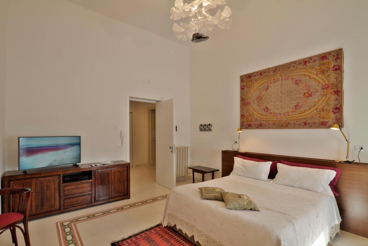 مبيت وإفطار ليتشي Palazzo Rollo المظهر الخارجي الصورة