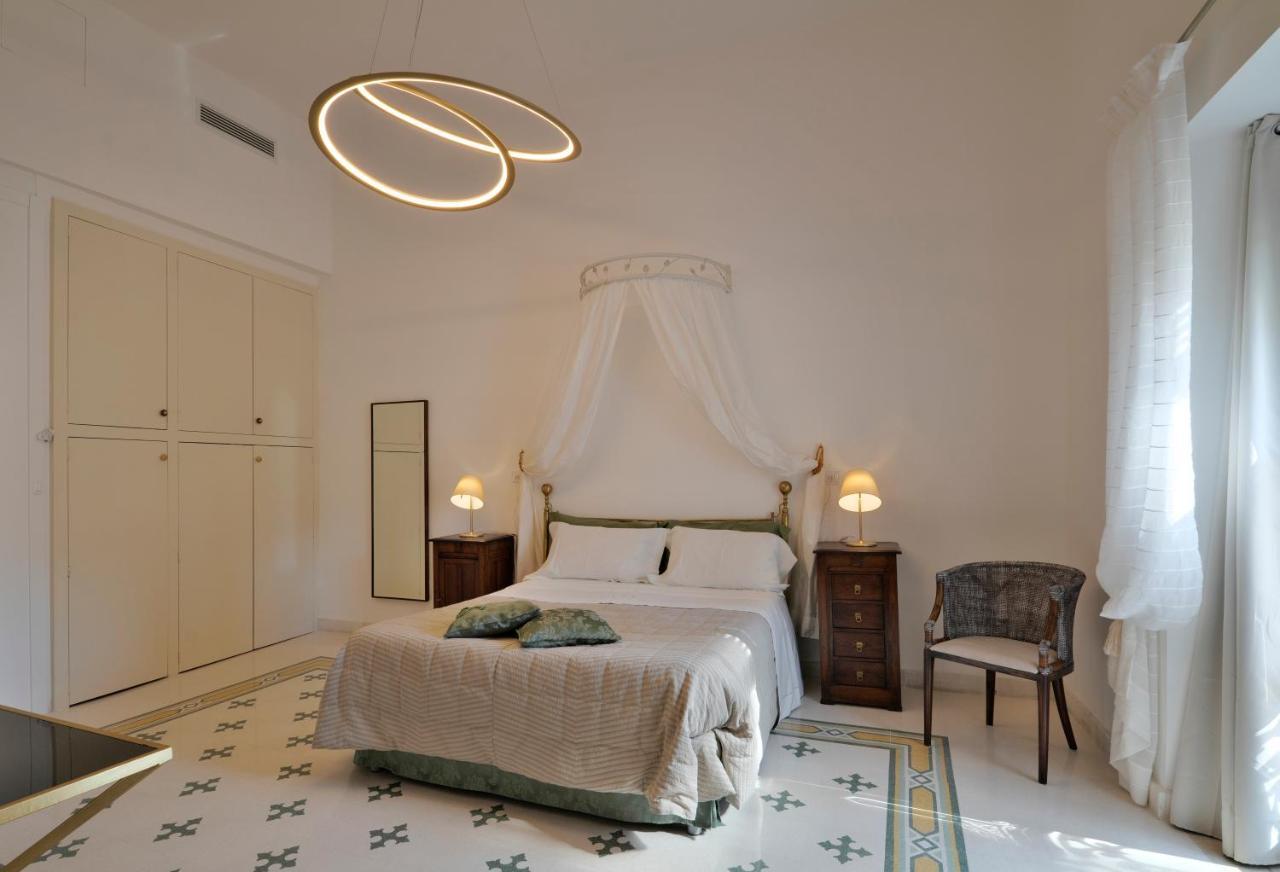 مبيت وإفطار ليتشي Palazzo Rollo المظهر الخارجي الصورة